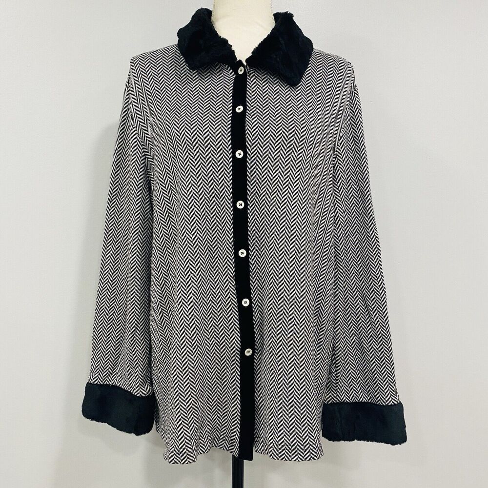 NEIMAN MARCUS VTG XL Faux Fur Trim Button Up Cardigan Shacket Houndstooth Retro